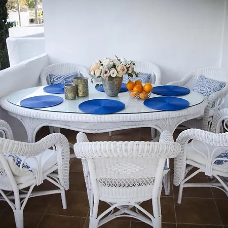 Luxury 2-bed With Big Terrace In With Outdoor Pools In Calahonda Sitio de Calahonda
