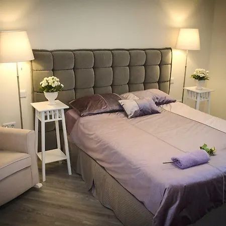 Luxury 2-bed With Big Terrace In With Outdoor Pools In Calahonda